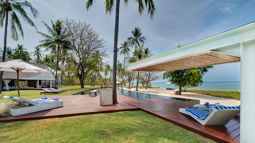 Villa Sapi - Pool deck